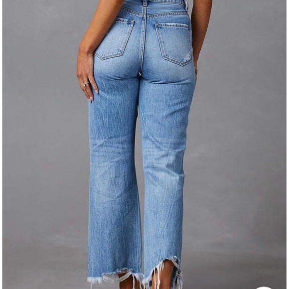 Women's Distressed Blue Jeans - Picture 3 of 4